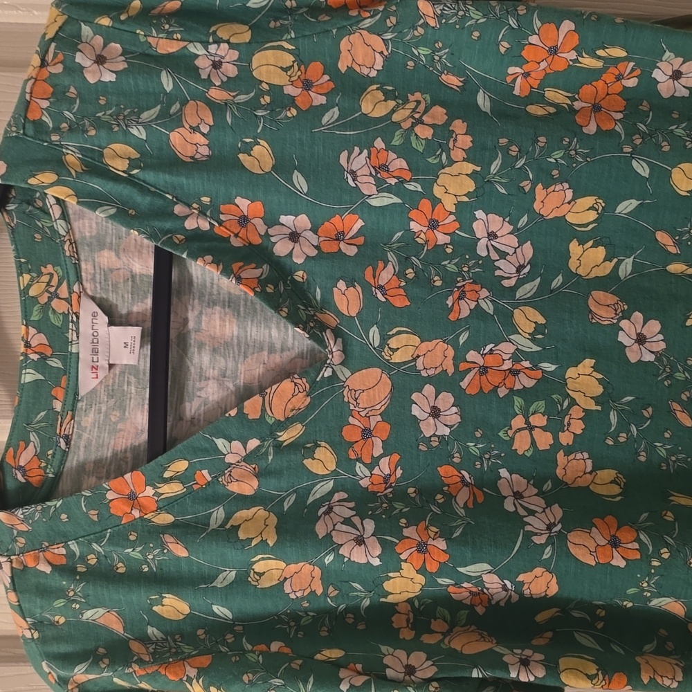 LIZ CLAIBORNE WOMEN'S GREEN COLORFUL FLORAL SHORT SLEEVE COTTON TOP SIZE MEDIUM